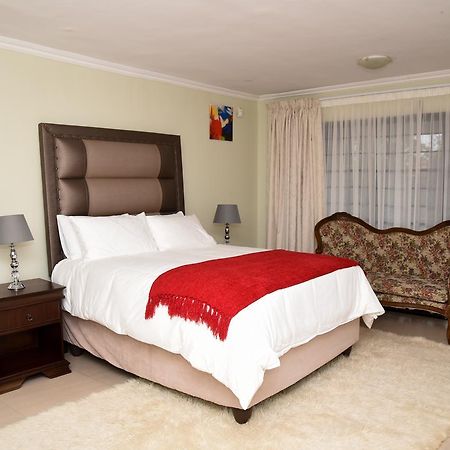Vinolux Guest House Umtata Zewnętrze zdjęcie