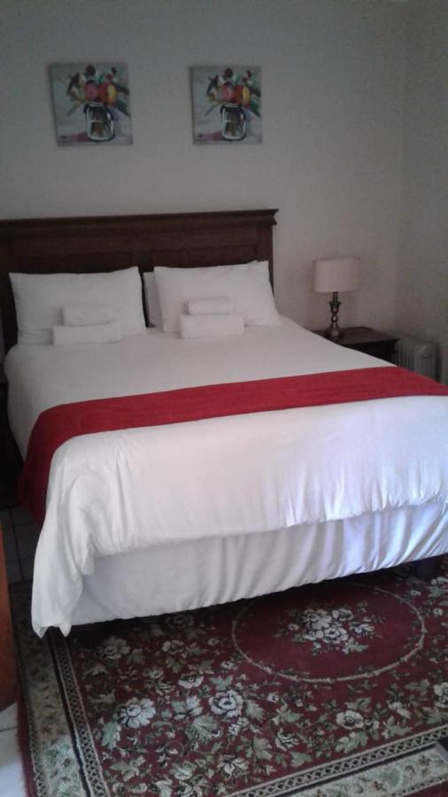 Vinolux Guest House Umtata Zewnętrze zdjęcie